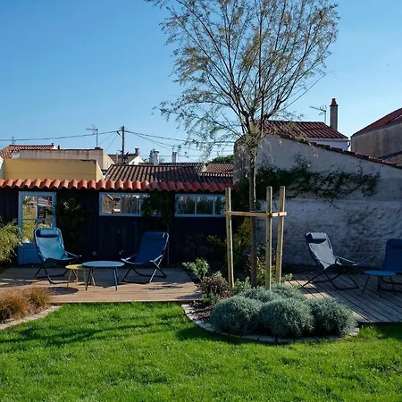 La Maison De Gaston Des Barques Semesterbostad